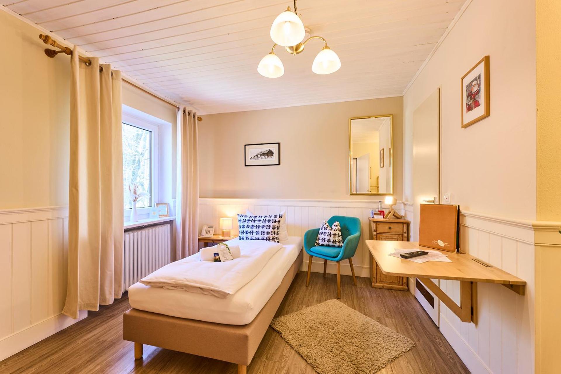 Hotel Waldgasthof Buchenhain Baierbrunn Екстериор снимка